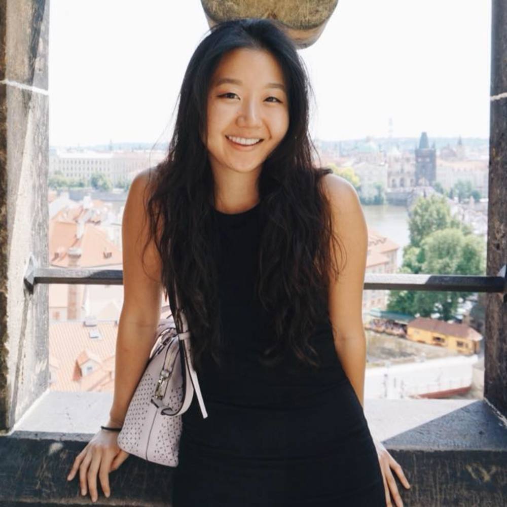 Meet your Posher, Stacy